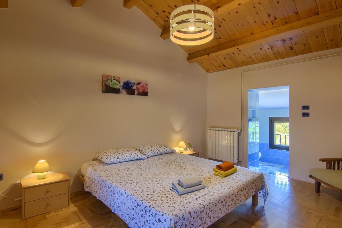 Holiday Home Kukurin Bale Exterior foto